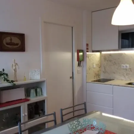Espelho Da Ria No Coracao De Apartamento Aveiro