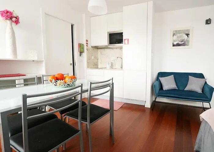 Espelho Da Ria No Coracao De Aveiro